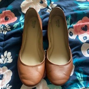 Brown dress flats